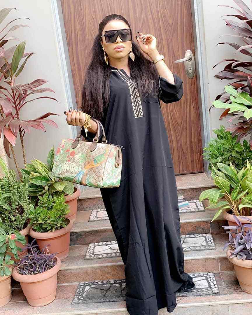 Bobrisky jets off to Dubai on vacation, wishes Nigeria a peaceful election