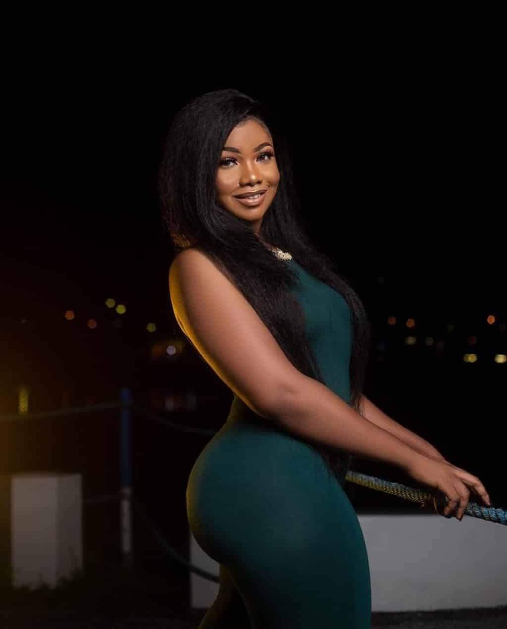 #BBNaija: Titans blast Jaruma on Twitter for 'using' and 'dumping' their queen, Tacha #BBNaija: Titans blast Jaruma on Twitter for 'using' and 'dumping' their queen, Tacha