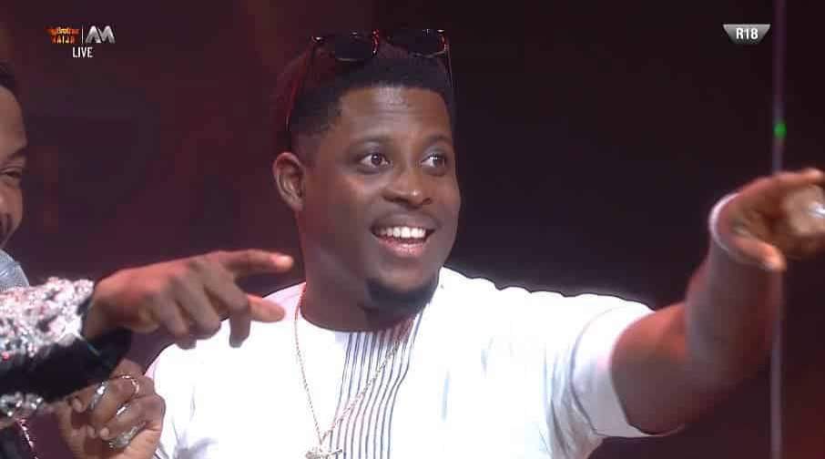 Seyi publicly apologises to Thelma for cursing her