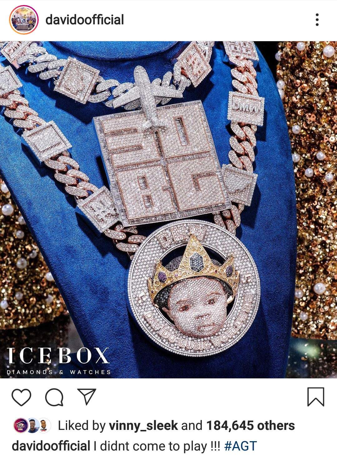 'I didn't come to play'- Davido flaunts N150million diamond encrusted Necklace