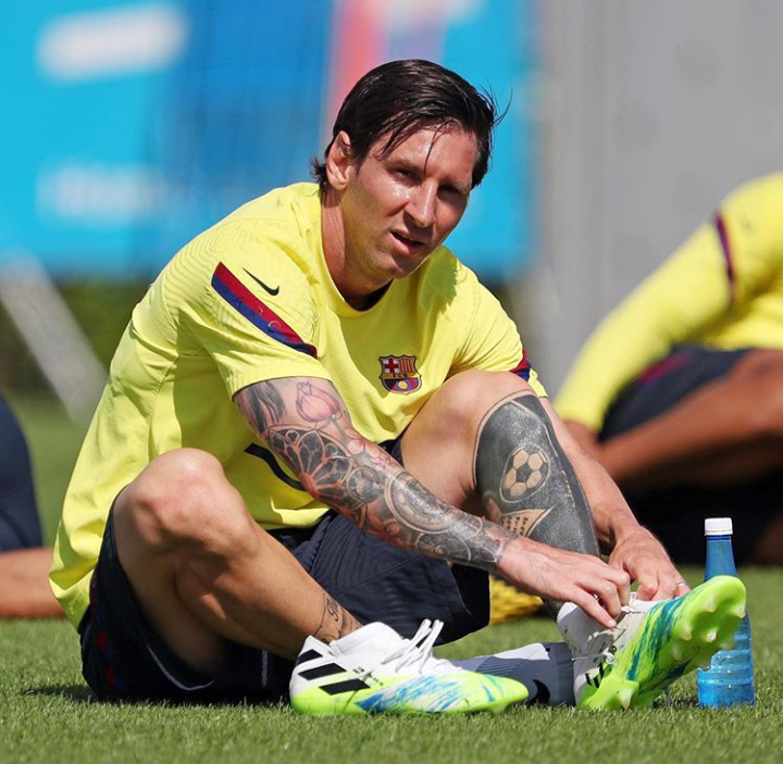 Messi becomes almost unrecognizable after shaving his beards (photos)