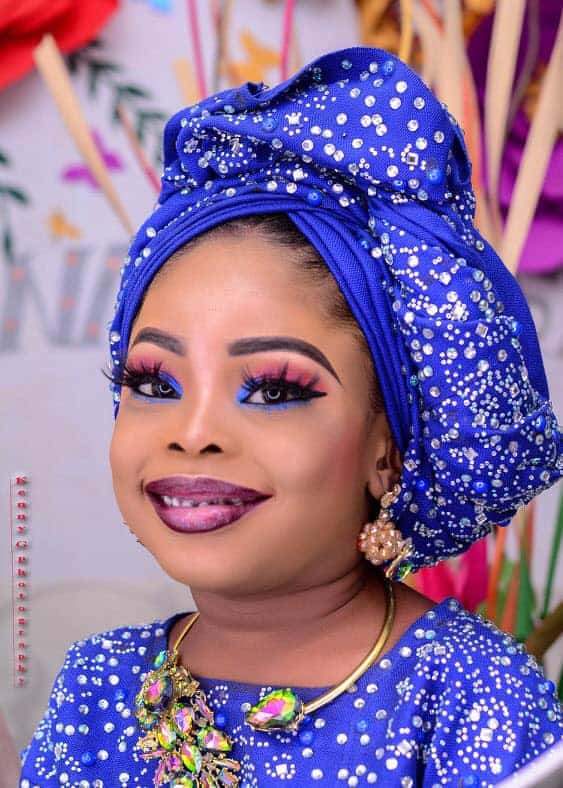 Lady under fire for dressing her 5-yr-old daughter in bikini and full makeup for birthday shoot (Photos)