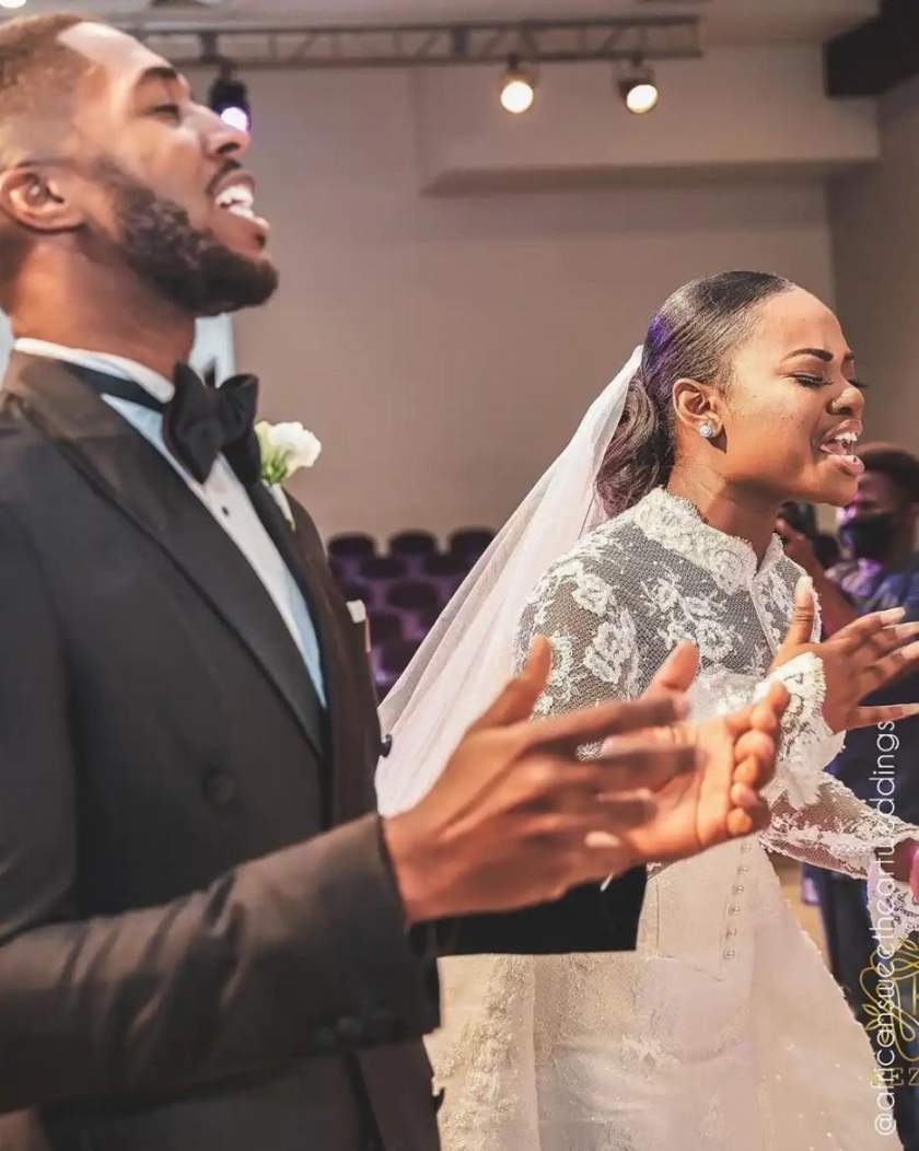 Wedding guests burst into tears, speak in tongues as bride makes her entrance (Photos/Video)