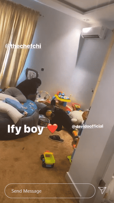 Davido and Chioma chilling with their son Ifeanyi (Photo)