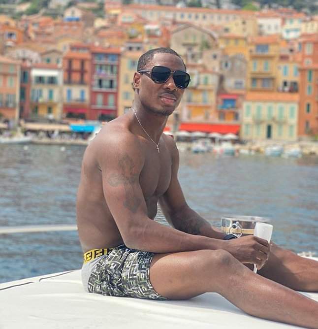 Man United player, Jude Ighalo kicks off holiday on a yacht cruise (Photos)