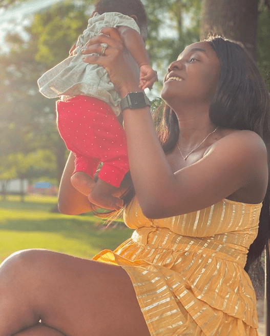 "There's nothing in all the universes I wouldn't do for" - Simi says as she shares new photo with her daughter