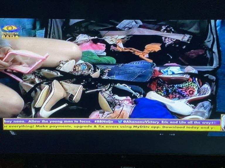'She came prepared' - Viewers react as BBNaija's Nengi shows off her bag of shoes and clothes (Photos)