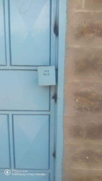 House agent welds tenant door, locking a single mother and her sick child over unpaid rents (photos)