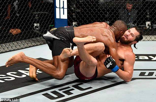 Nigerian UFC star, Kamaru Usman, retains his UFC welterweight championship and remains undefeated with a win over Masvidal