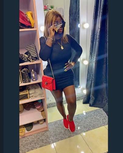 'My yansh don heal' - Omohtee displays new shape as she recovers from failed cosmetic surgery (Photos)