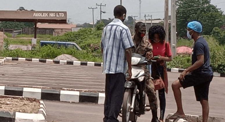 Lady ignores her dad, goes home with the man she met at isolation center in Oyo