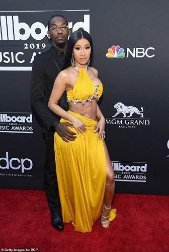 After 3 years, Cardi B files for divorce from Offset amid cheating rumours