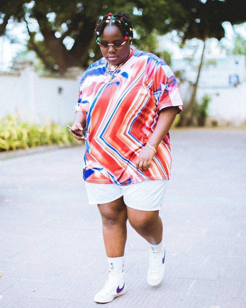 Teni blasts viewers who criticized her support for Laycon (video)