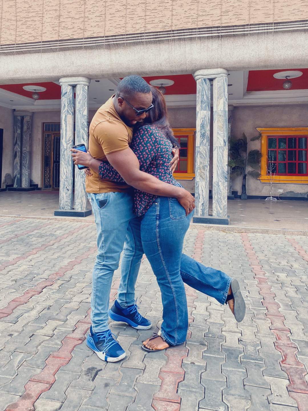 Nigerian man's 'suggestive' pose with sister causes mixed reactions online