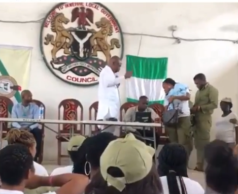 NYSC LGI spotted threatening corps members with cane in Rivers State (Video)