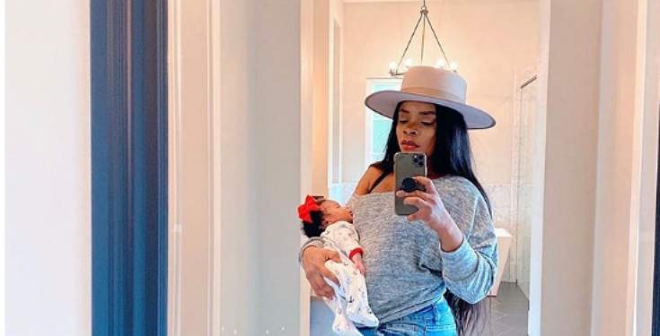 Laura Ikeji steps out with her 8 day old baby to resume work (Pictures)