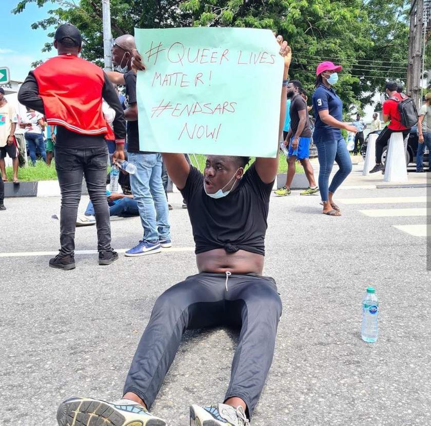 Amid #EndSars Protest, Nigerian man storms the street to protest for the rights of Gays and lesbians (Video)