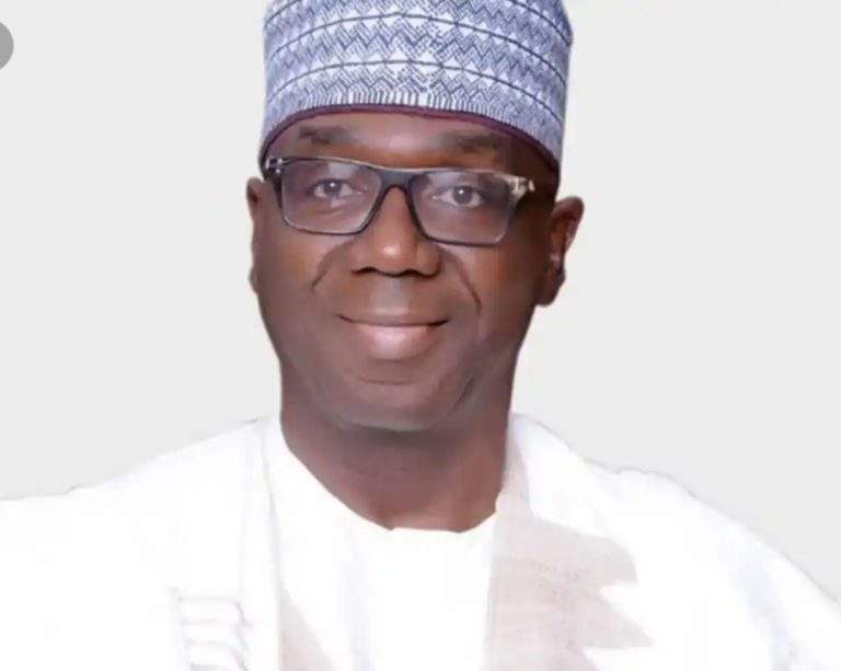 Governor of Kwara state allegedly forced to abandon his convoy and enter 'Okada' after #Endsars protesters blocked the road (Video)