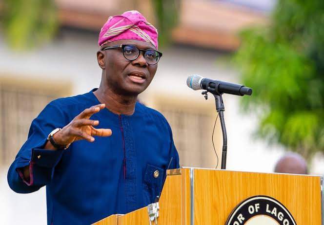'Shame!' - #SARSMUSTEND Protesters Chant Endlessly As Lagos State Governor, Sanwo-Olu Tries To Address Them (Video)