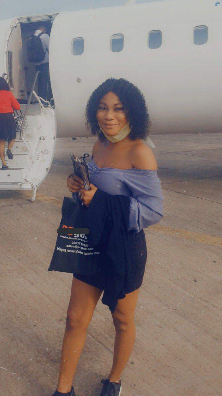 Nigerian Lady Celebrates As She Flies In An Airplane For The First Time