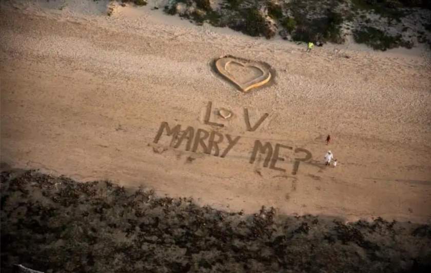 Sweet Love: Man Takes Girlfriend On A Helicopter Ride To Propose To Her