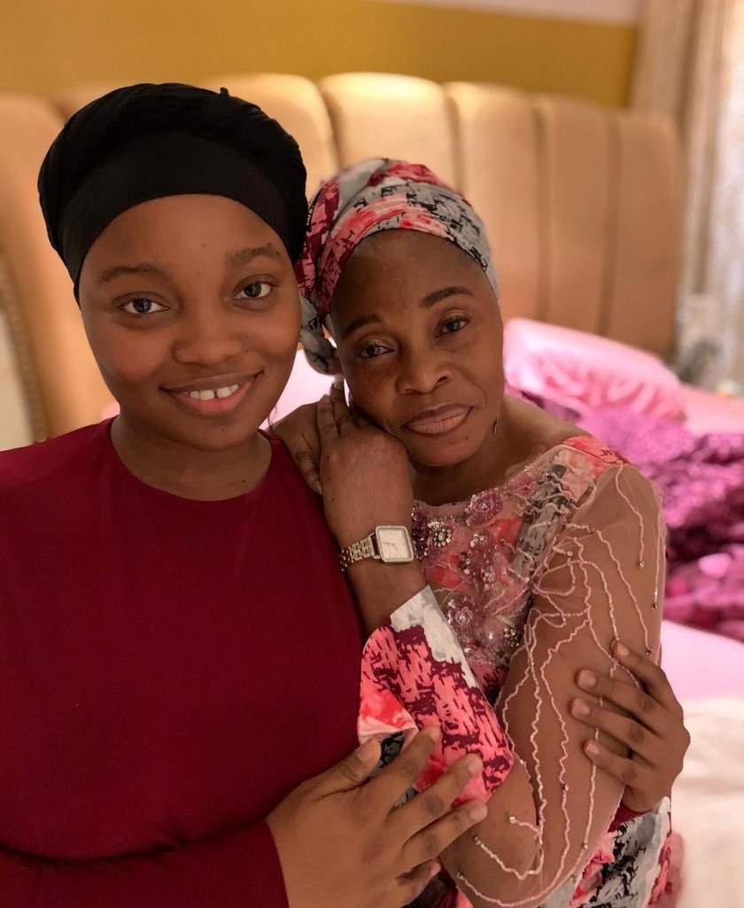 Tope Alabi's daughter, Ayomikun reacts as another man claims to be her biological father