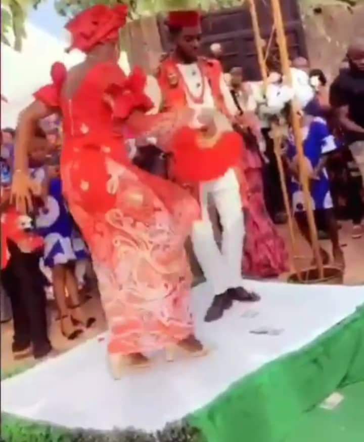 Guests and groom wowed as bride displays craziest dance steps ever on her wedding day (Video)