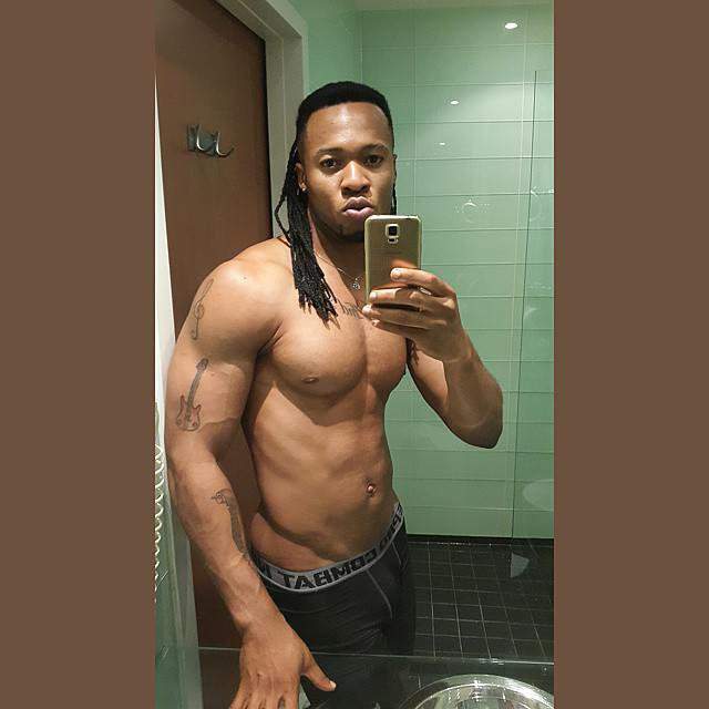 "Stop deceiving men with waist trainers" - Flavour tells ladies as he reveals why he's yet to get married