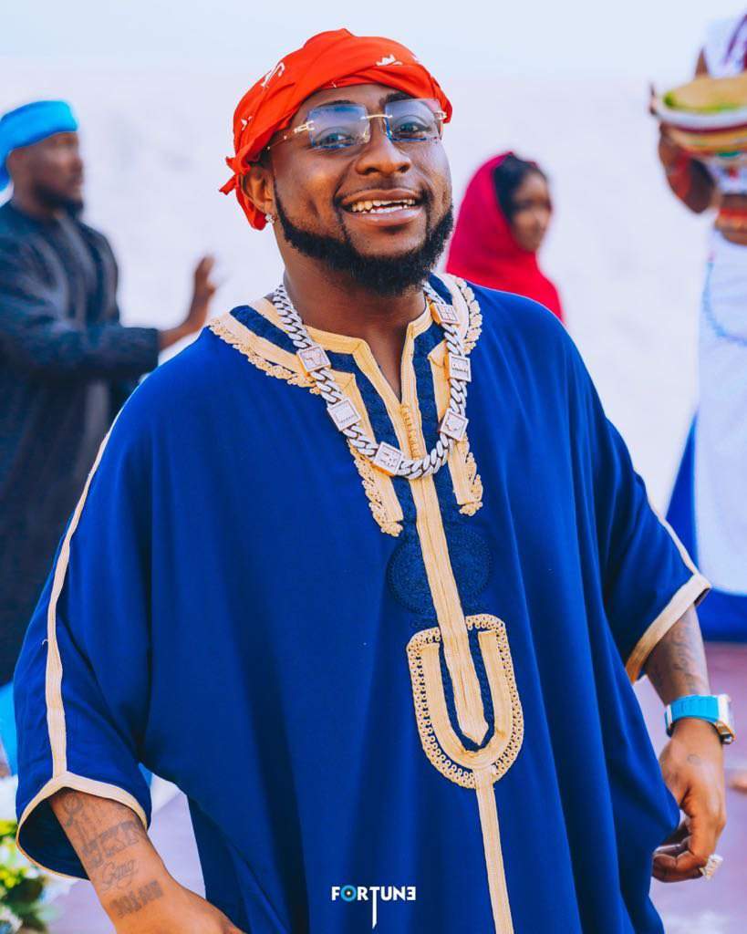 Davido reportedly gifts fan N1million for making a video collection of his HIT songs on his 28th birthday (Watch)