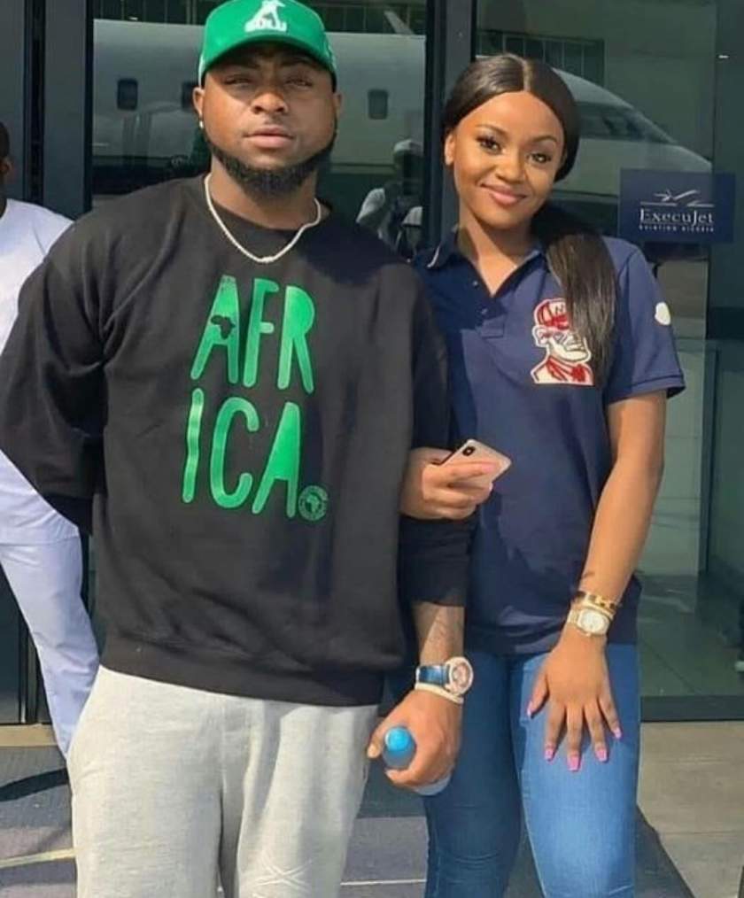 Davido and fiancee, Chioma allegedly fight over his entanglement with two women