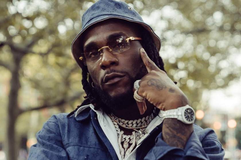 Burna Boy's Alleged Side Chick, Jo Pearl Shades Stefflon Don For Begging For Evidence In Dm