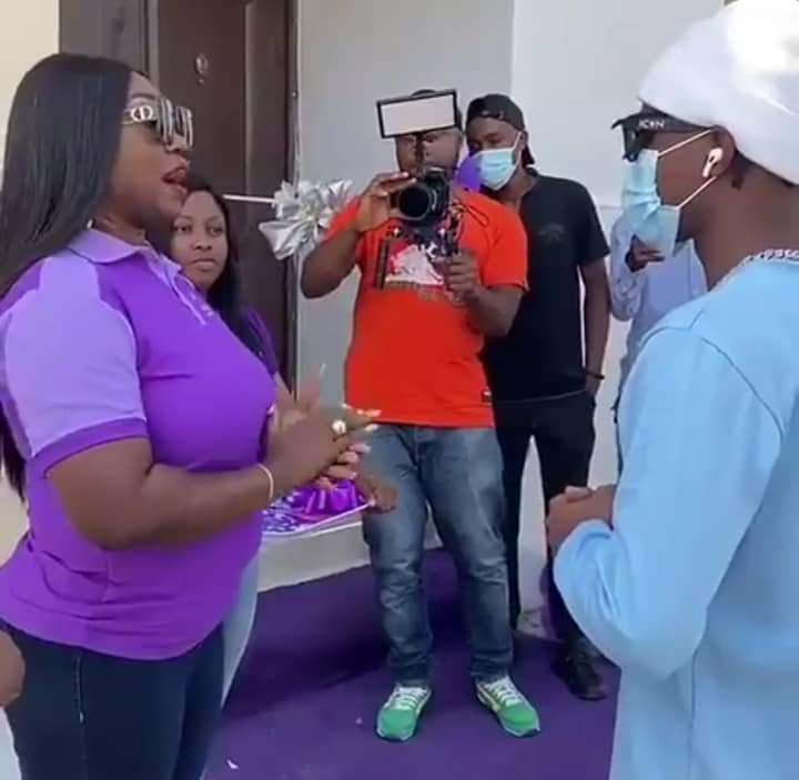 Laycon excited as he receives keys to the house he won on BBNaija show (Video)