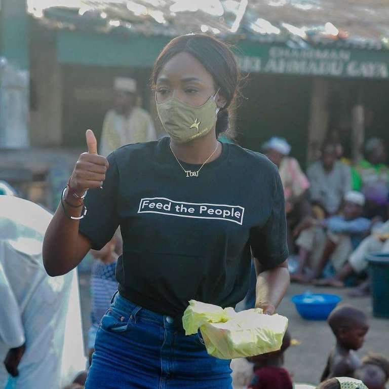 BBNaija's Tolanibaj melts hearts as she feeds over 350 less privileged persons (Photos/Video)