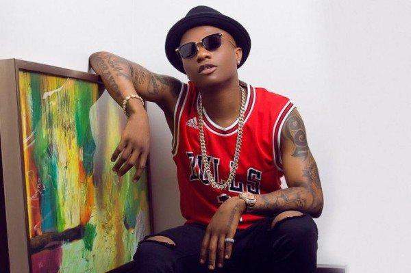 Wizkid gifts his first son, Boluwatife a brand new PS5 for Christmas