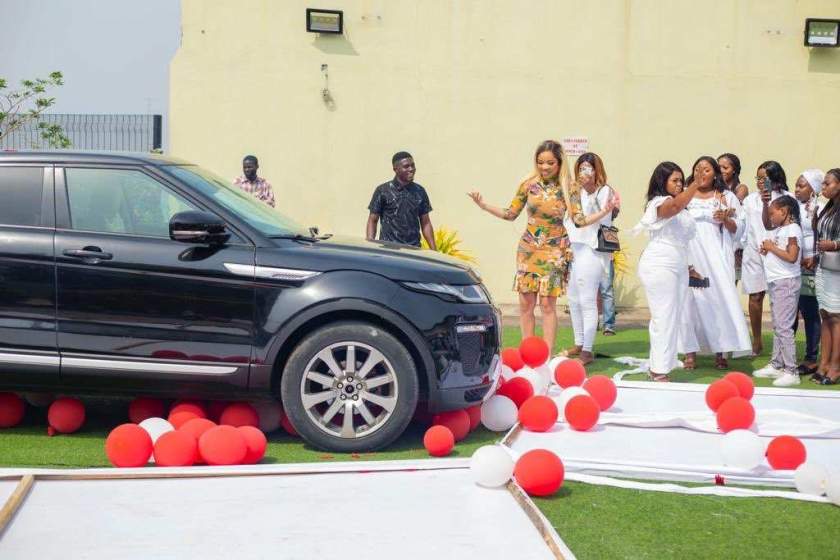 Nengi pens appreciation note to fans for buying her a Range Rover