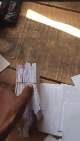Vendor cries out as N400K cash turns to paper after customer left with 20 bags of rice (Video)