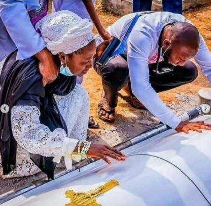 Heartbreaking photos from burial of Nigerian Airforce officers who lost their lives in Abuja plane crash