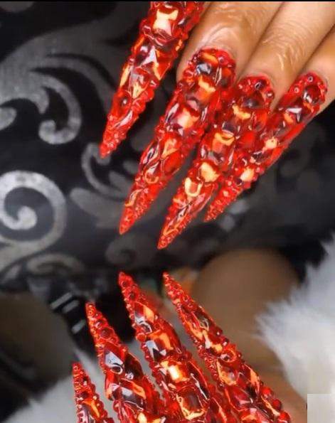 Bobrisky flaunts nails of N200K, threatens not to see it on anyone else (Photo)