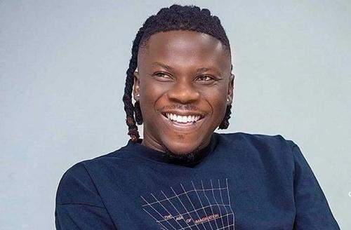 'Let all other African nations give it up for Nigeria' - Ghanaian singer, Stonebwoy congratulates Burnaboy and Wizkid