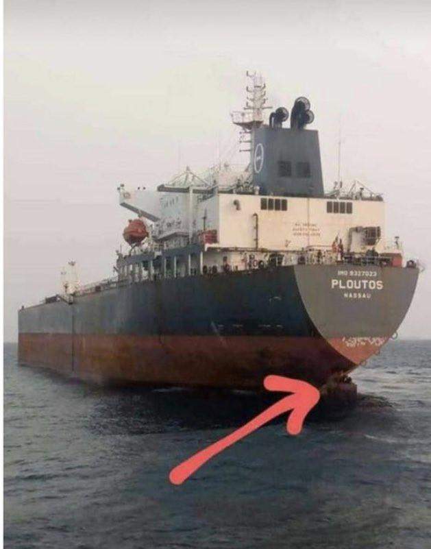 Port authorities nab four Nigerians hiding on rudder of a ship heading for Spain (Video)