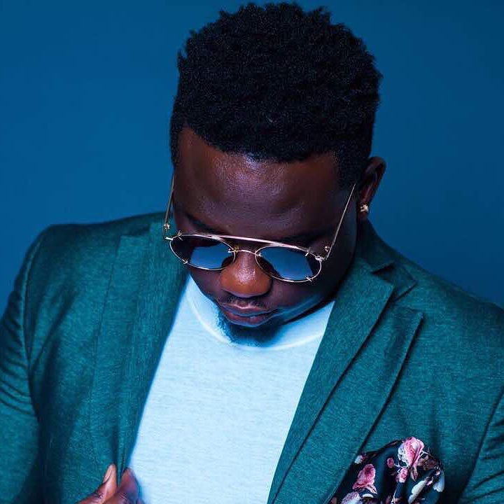 Singer Wande Coal Celebrates His 32nd Birthday With Lovely Photos