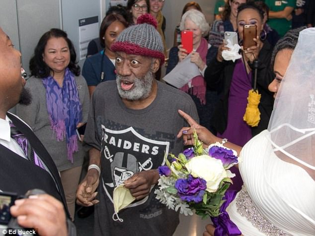 Beautiful Bride Surprises Father By Getting Married At The Hospital Where He Is Being Treated For Leukemia (Photos)