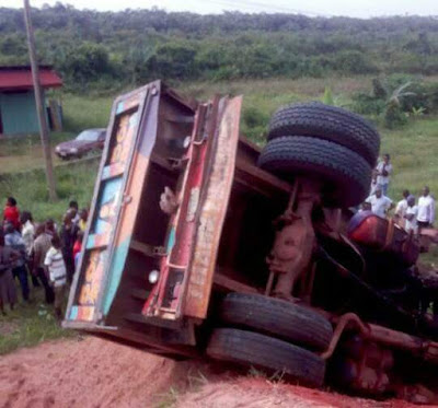 Five Dead As Tipper Crashes On Three Commercial Buses In Anambra