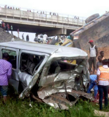 Five Dead As Tipper Crashes On Three Commercial Buses In Anambra
