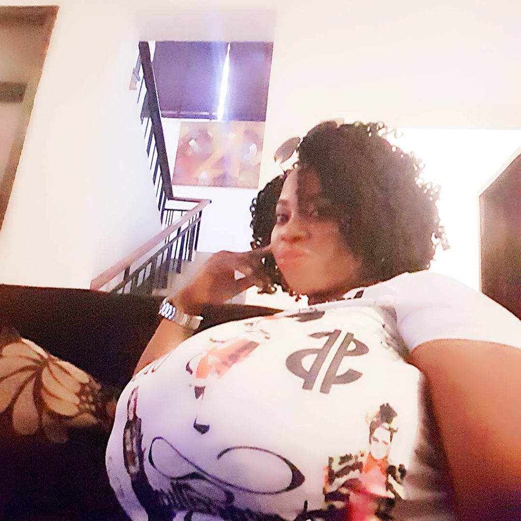 Pretty Nigerian Ladys Gigantic Boobs Cause Stir O