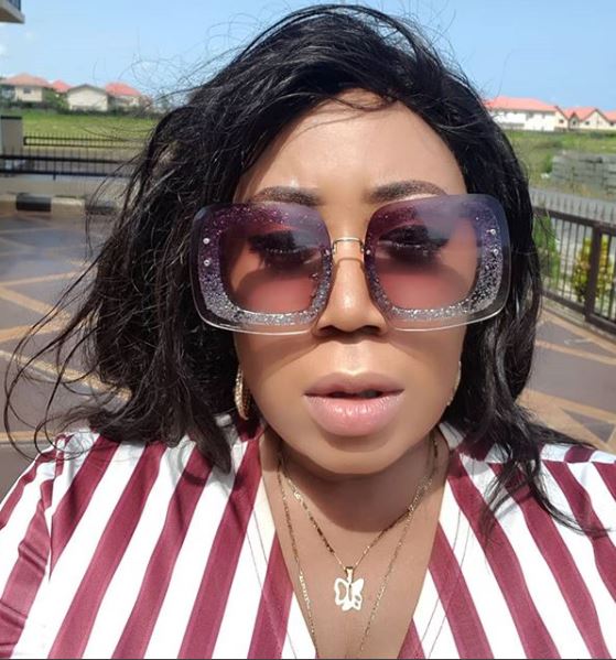 Fans blast Moyo Lawal after she shared suggestive photo