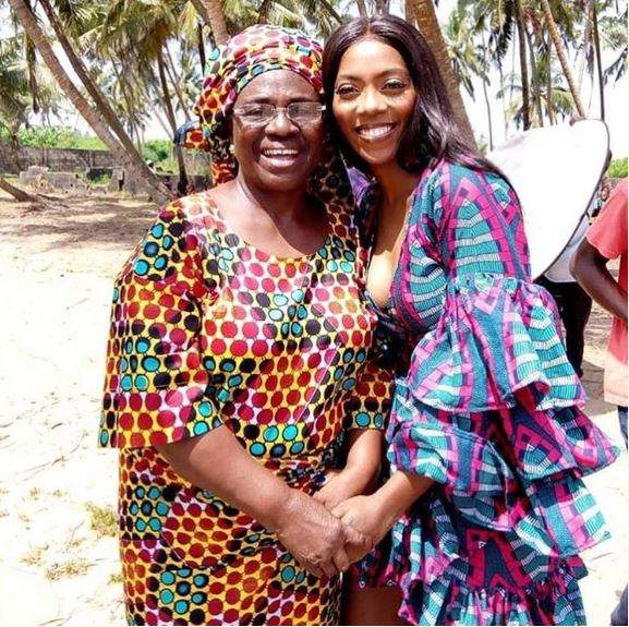 Tiwa Savage Teams Up With Veteran Actress, Iya Rainbow On Set (Photos)