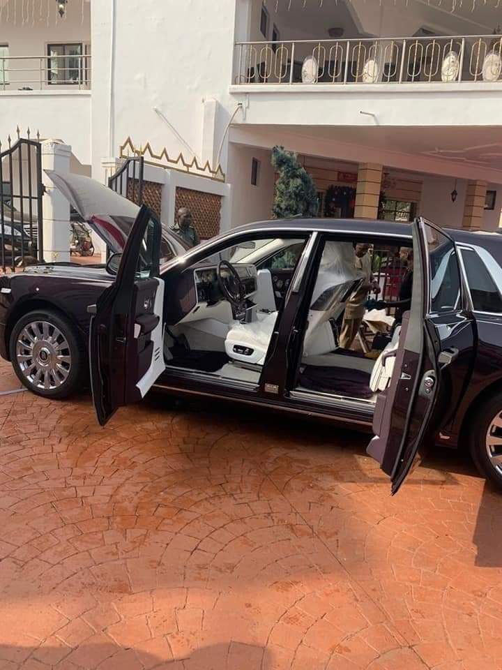 Billionaire businessman, Arthur Eze buys 2019 Rolls Royce (Photos)