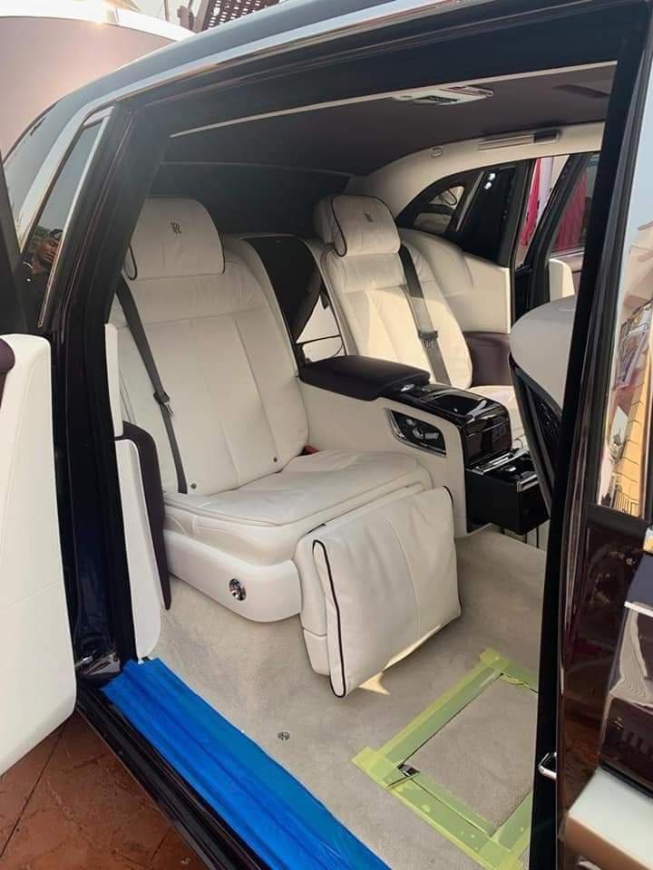 Billionaire businessman, Arthur Eze buys 2019 Rolls Royce (Photos)