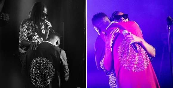 Adekunle Gold Praises Asa As He Kneels To Greet On Stage As They Perform Together